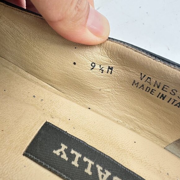 Bally Vanessa Women Size 9.5M Black Leather Slip On Woven Loafers Low Heel Shoes - Picture 10 of 11